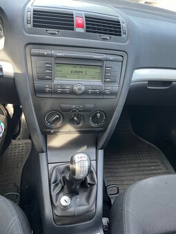 Škoda octavia 2.0 fsi 110kw 4x4 - 8