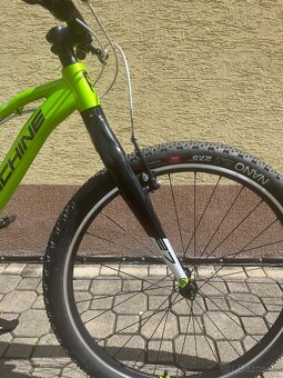 Juniorské kolo Rock Machine Thunder 27,5 - 8