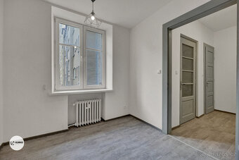 Bytová jednotka o dispozici 1+1+ komora, 40 m2 v cihlovém do - 8