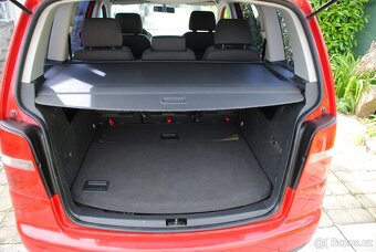 VW Touran 1.9TDi 74kW - klimatizace - výhřev sedadel - ESP - 8