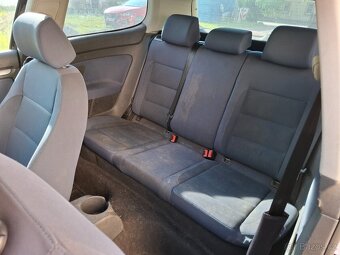 Prodám VW Golf 5 – 1.4 55kW, r.v. 2005 – na opravu nebo ND - 8