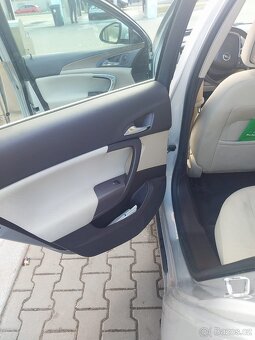 Opel insignia 2.0  CDTI - 8