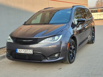 Chrysler pacifica "s" 2018 147km - 8