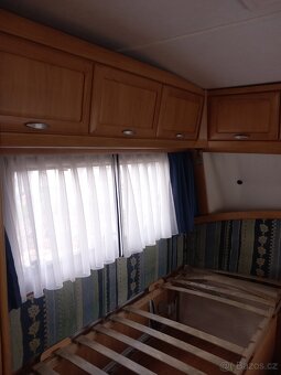 Prodám karavan Hymmer eriba nova - 8