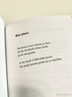 Jan Skácel, Kdo pije potmě víno - 8