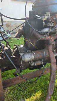 Traktor plně funkční levný - 8