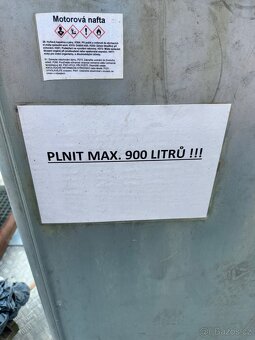 Tankovací nádrž na Naftu 900L - 8