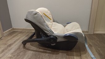 Maxi-Cosi CabrioFix a Pearl s isofix základnou Family Fix - 8