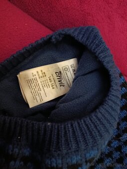 Chlapecké džíny a zimní čepice - 8