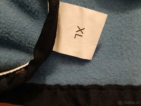 Eskadron sada modro-červená - 8