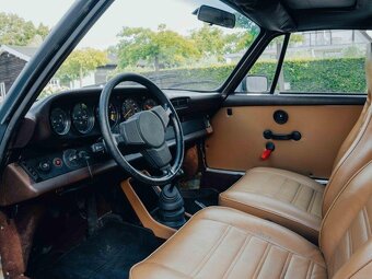 Porsche 911 3.0SC - 8