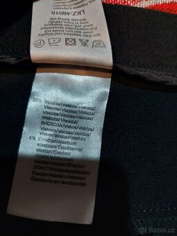 Černá pouzdrová sukně. - 8