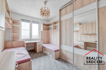 Pronájem zařízeného bytu 3+1 s lodžií, 77 m2, ul. U Kapličky - 8