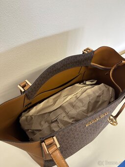 Kabelka Michael Kors Kimberly - 8