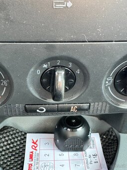 Fabia combi, 1,4 16V, Klimatizace - 8
