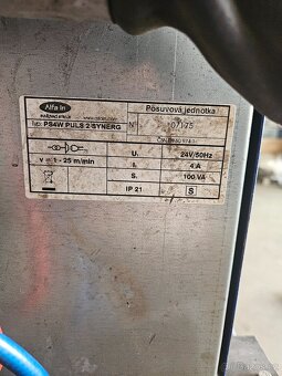 MIG/MAG svářečka AlfaIn ATA 500 Puls 2 včetně podavače - 8