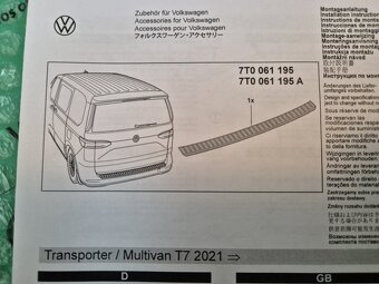 ochranná a ozdobná lišta zadního nárazníku černá VW Transpor - 8