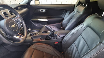 Ford Mustang 2019 GT 5.0 V8, manual - 8