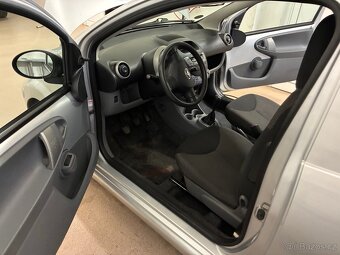 Toyota Aygo - 8