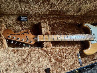 Fender Stratocaster 1974 - 8