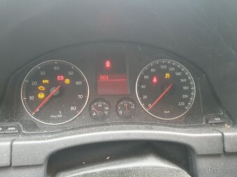 Volkswagen Golf Plus V – 1.4 BCA (170 000 km) – nepojízdné - 8