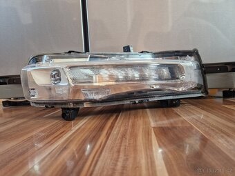 OEM LED pravý blinkr pro Ford mustang 2018-2023 FL - 8