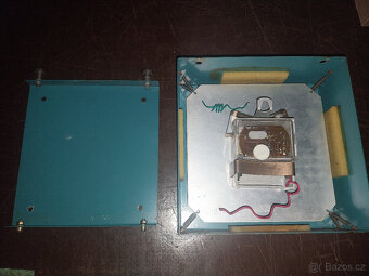 Hodiny vyndané z vojenské Praga V3S - 8