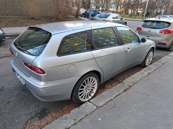 Alfa Rome 156 2.5 V6 - 8