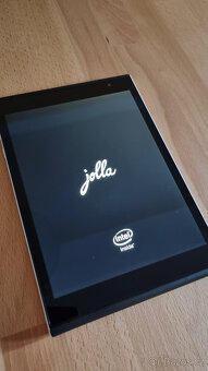 Mobilní telefon Jolla 1 a Jolla tablet - 8
