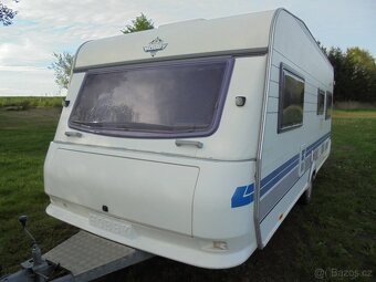 Obytný přívěs Hobby exclusive 540, provoz 2004,nová STK - 8