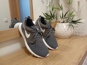 Nike dámské sportovní tenisky vel. 38 - 8