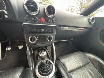 Audi TT 1.8T 132 kW, LPG, r. 1998 + náhradní vůz jako bonus - 8