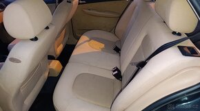 Škoda Fabia 1.4 Elegance na opravu nebo ND - 8