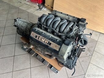 Motor BMW M60 M62 v8 na díly nebo celek i s převodovkou - 8