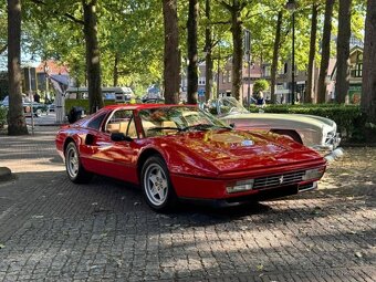 Ferrari 328 GTS z roku 1987 - 8