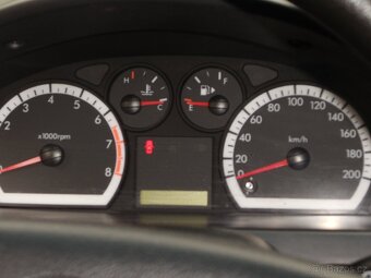 Chevrolet Aveo 1.2,16V, 63 kW, r.v. 2011, klimatizace - 8