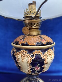 Petrolejová lampa z majoliky 2 - 8
