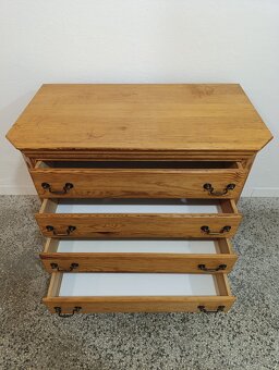 Rustikální šuplíková komoda, nábytek z masívu, - 8