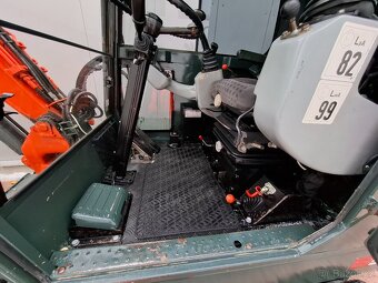 Prodám kolový bagr Yanmar B50W - 8