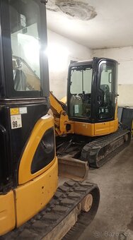 Bagr CAT 305C - 8