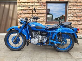 Ural,Dněpr IMZ se sidecar 650 - 8