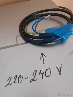 Vestavná kompaktní trouba AEG KM7403001M - 8