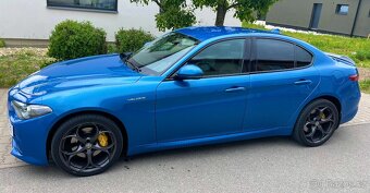 Alfa Romeo Giulia Q4 Veloce - 8