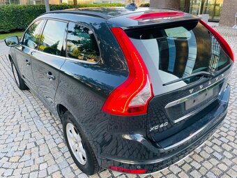 Volvo XC60 2.4 5V 4x4 AUT Bi XENONY VÝHŘEV FACELIFT SERVISKA - 8