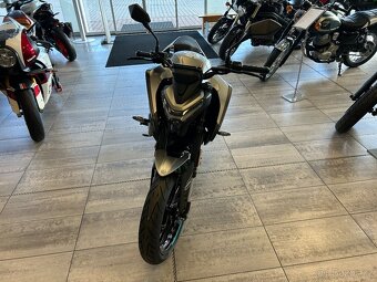 CF Moto NK 125 2026 Gem Black - 8