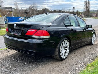 BMW E65 740i SPORT,2006,XENON,KŮŽE,TAŽNÉ,HARTGE R20,PĚKNÝ - 8