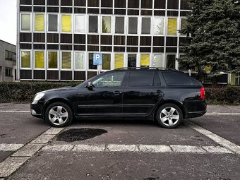 Škoda Octavia Combi 1.6 TDI Ambition - 8