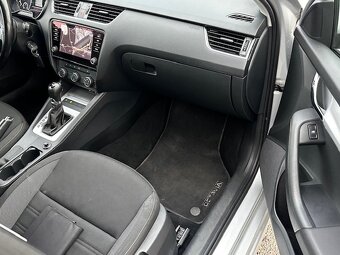 Škoda Octavia III facelift 1.6TDi, r.2017,automat, serviska - 8