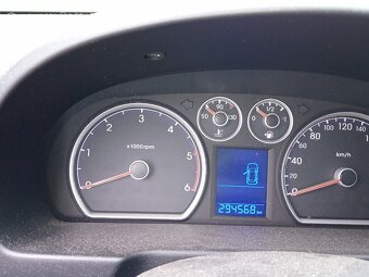 Prodám spolehlivé auto Hyundai I30 - 8