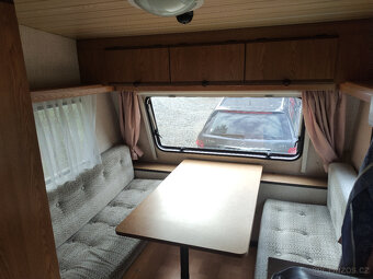 Karavan Burstner Club 3911 676kg - 8